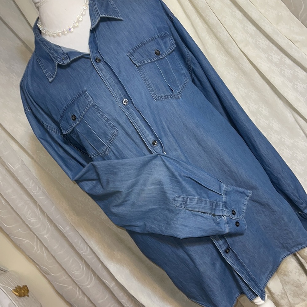 Claiborne Lightweight Denim Button down Chambray Shirt size XXL women